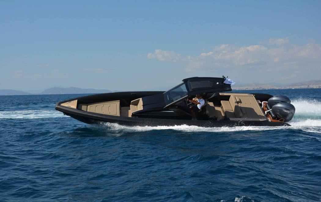 TECHNOHULL 40 EXPLORER 2022