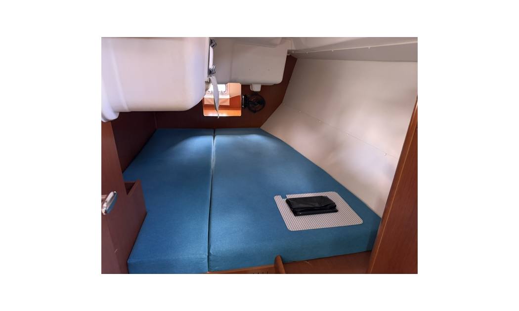 BENETEAU OCEANIS 37