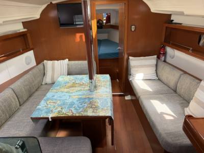 BENETEAU OCEANIS 37