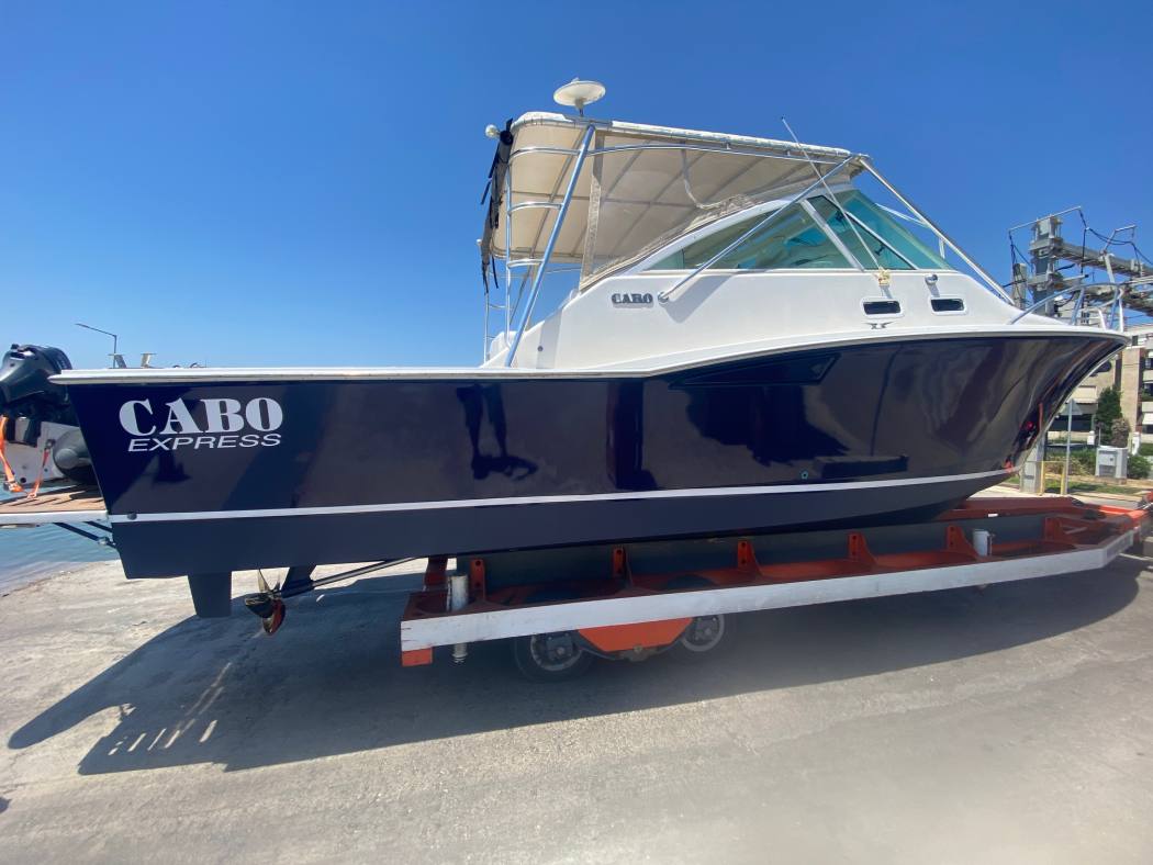 CABO 35 Express