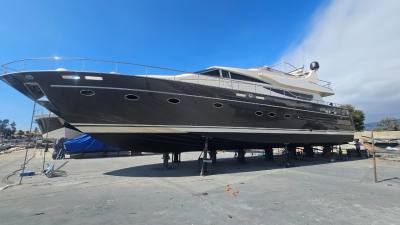 RIVA Opera 25