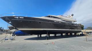 RIVA Opera 25